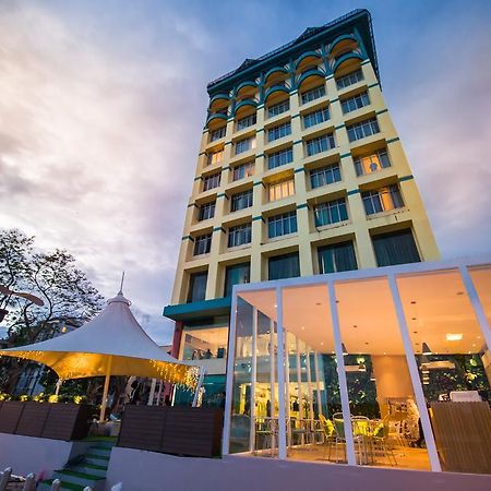 Mega View Hotel Куантан Экстерьер фото