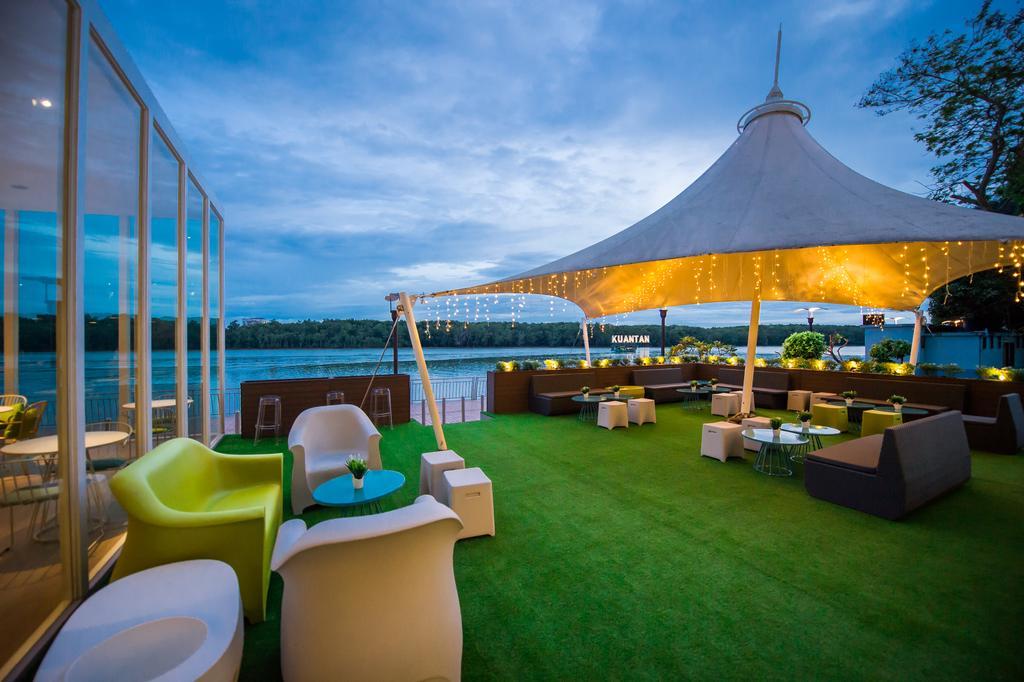 Mega View Hotel Куантан Экстерьер фото