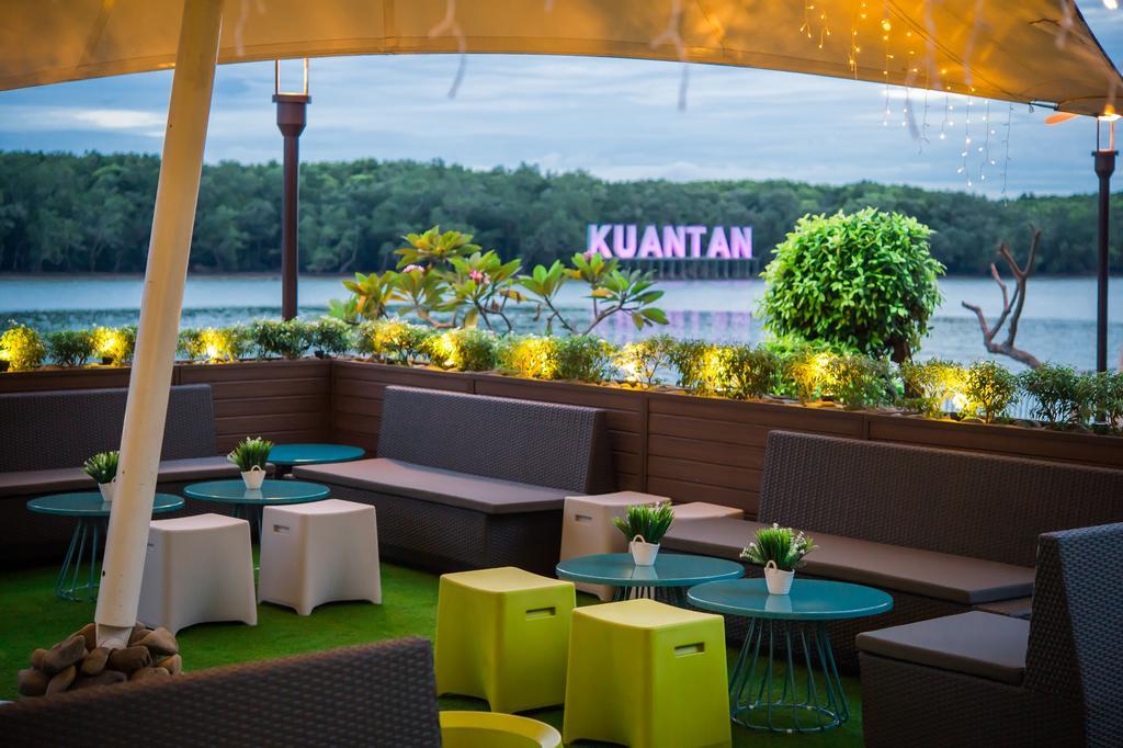 Mega View Hotel Куантан Экстерьер фото
