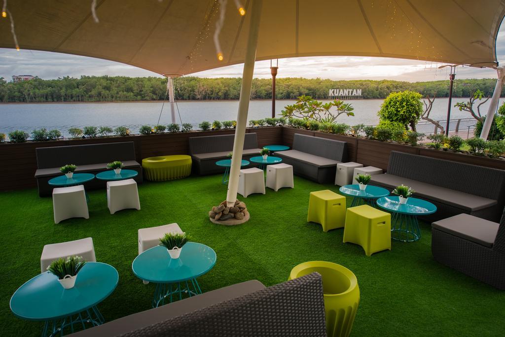 Mega View Hotel Куантан Экстерьер фото